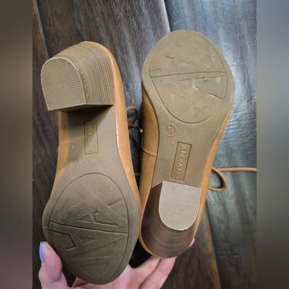 Andiamo Womens Ankle Books Lace Up Heel Tan Size 5.5 - Picture 4 of 10